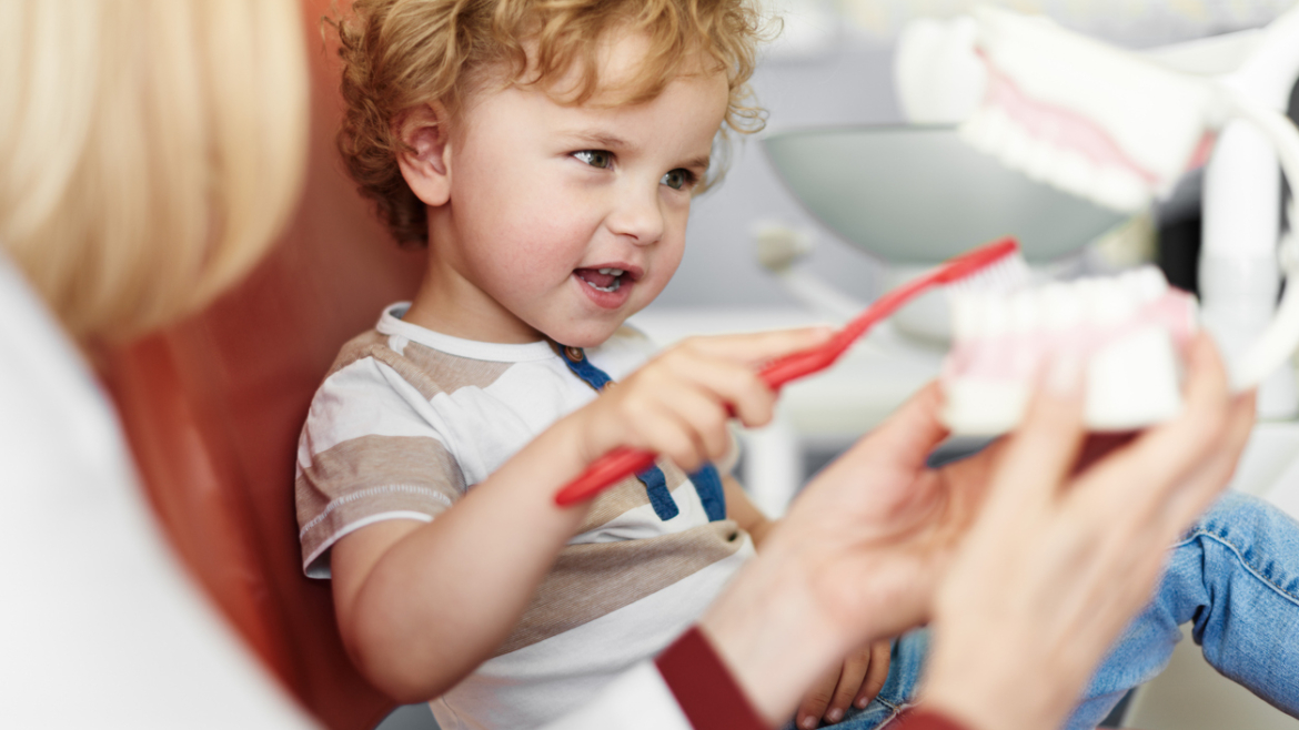 Cómo cuidar los dientes de tu bebé desde el nacimiento